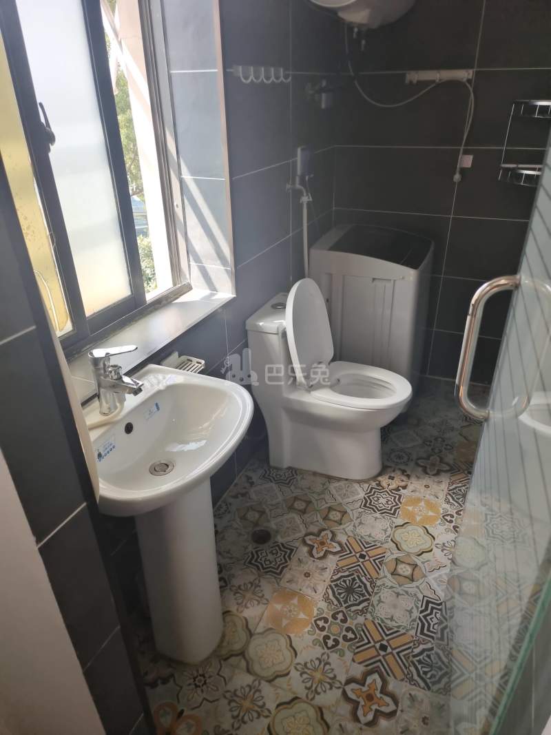 阳光欧洲城二期5277850卫生间图5