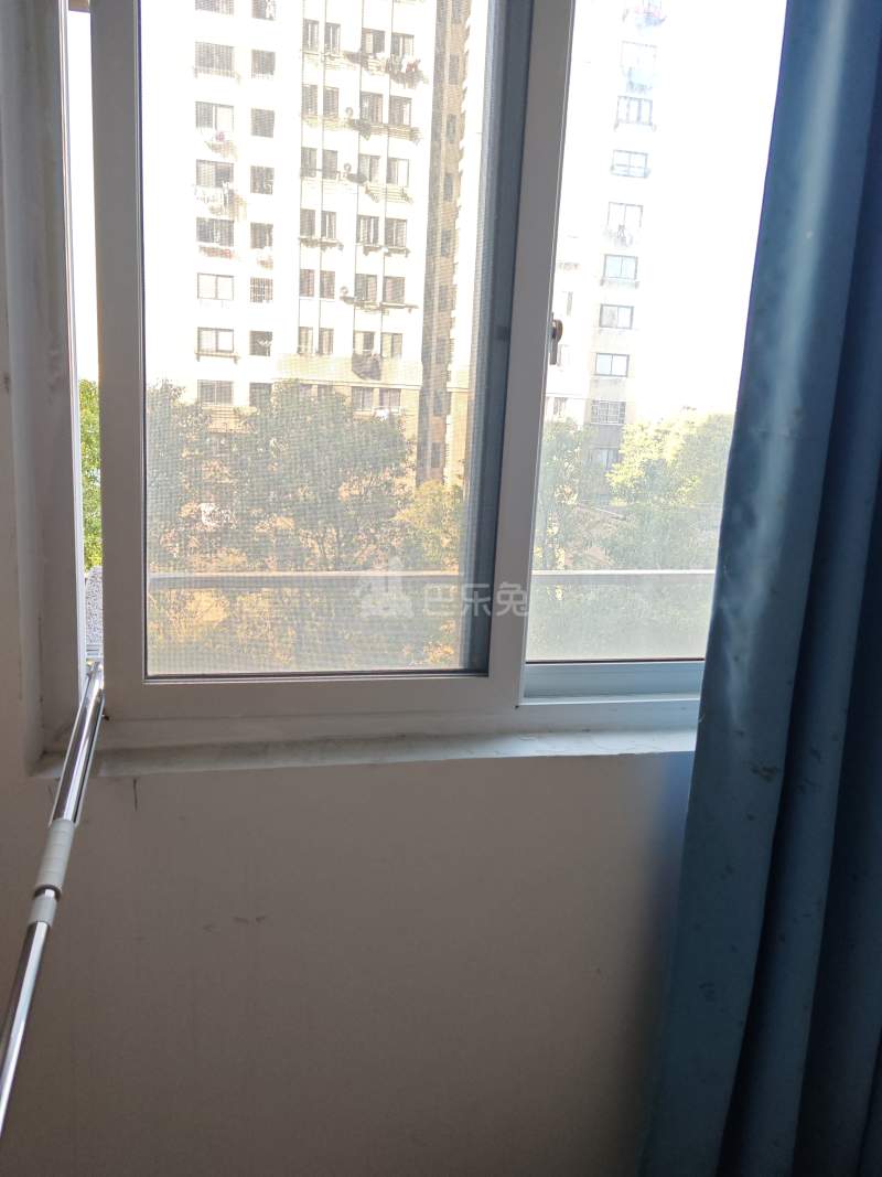 高申北苑5283189卧室窗户图10