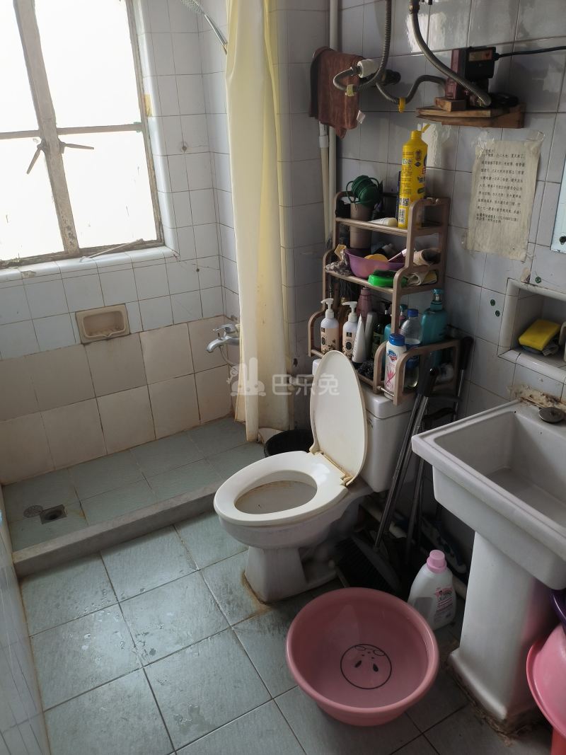 幸福新苑（场中路2380弄）5329259卫生间图7