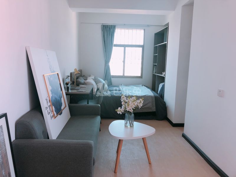 鲤鱼公寓（民治店）5332316卧室图2