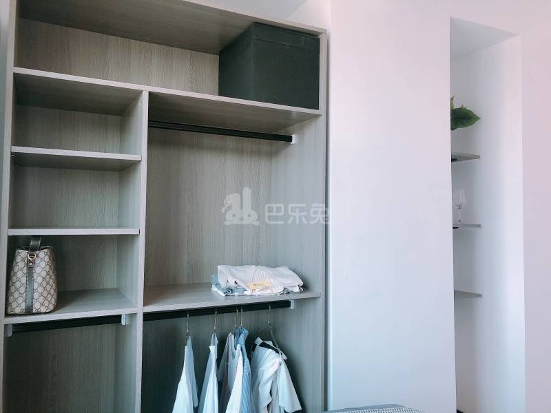 鲤鱼公寓（民治店）5332316卧室图1