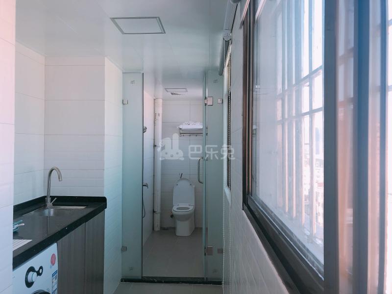 鲤鱼公寓（民治店）5332316卫生间图4