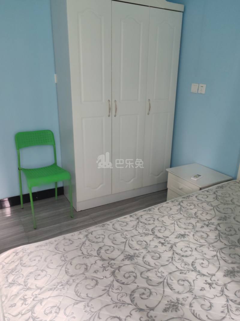 蟠龙馨苑5332462卧室图3