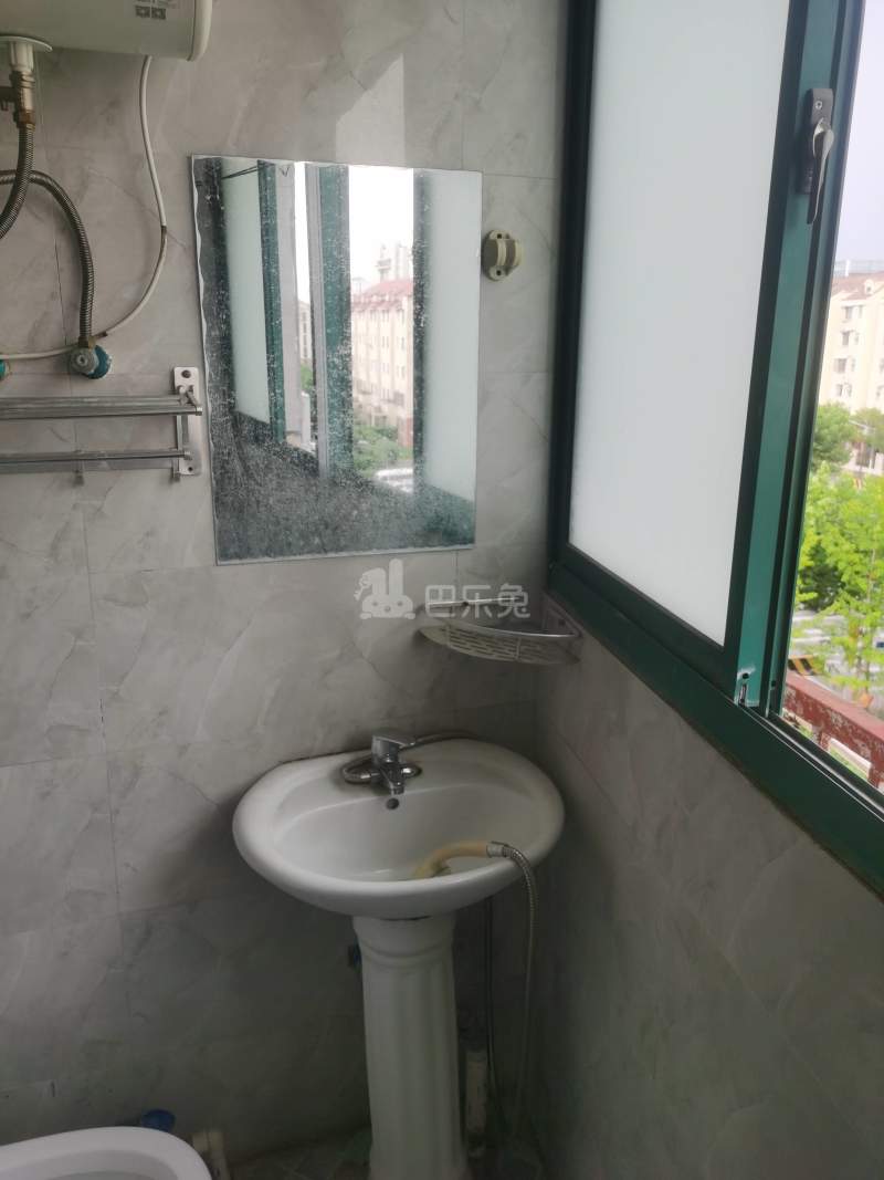 双佳翠庭5332991卫生间图5