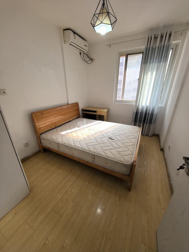 佘北家园惠泽苑5365722卧室图3