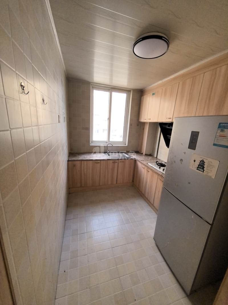 佘北家园惠泽苑5365722厨房图5