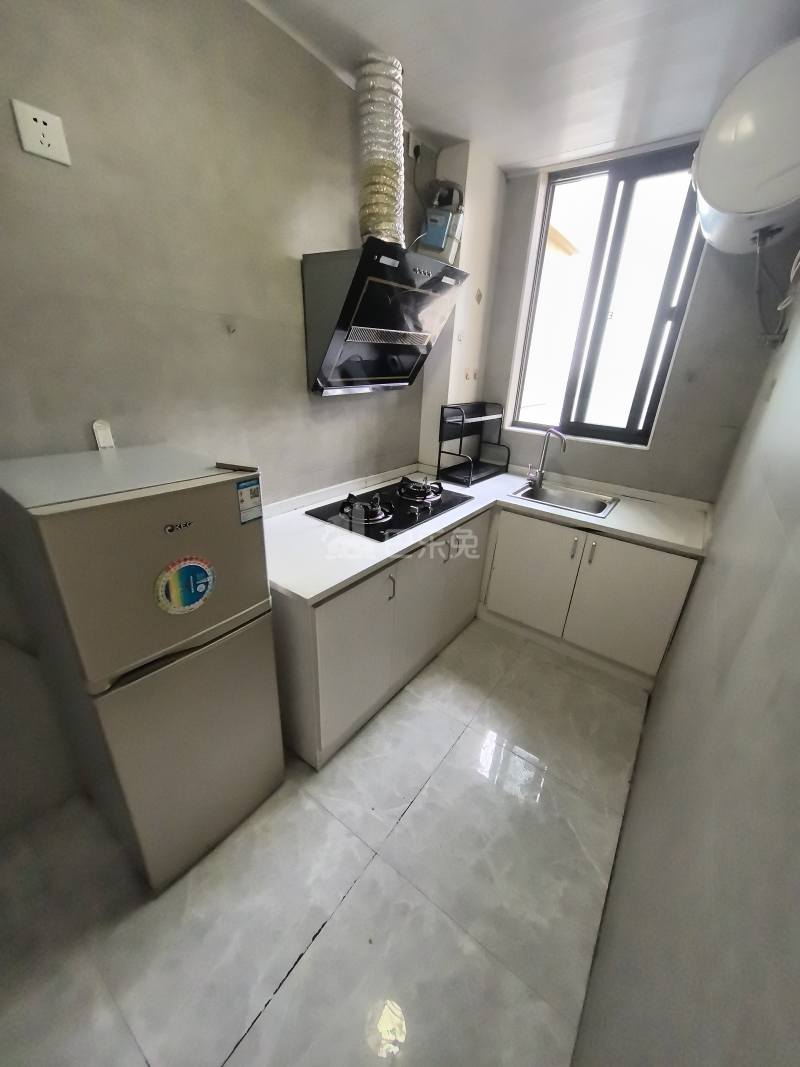 蟠龙馨苑5367198厨房图4