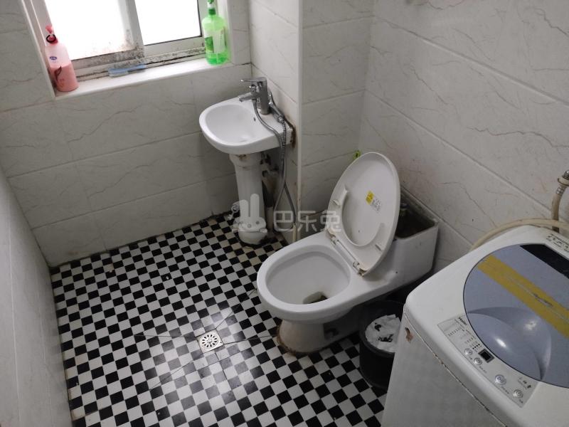 长春新苑5377051卫生间图3