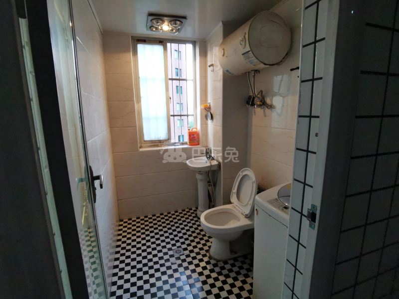 长春新苑5377051卫生间图2