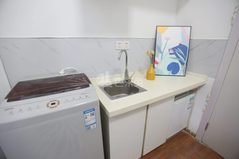 E+青年公寓（张府园店）5381173卧室图0