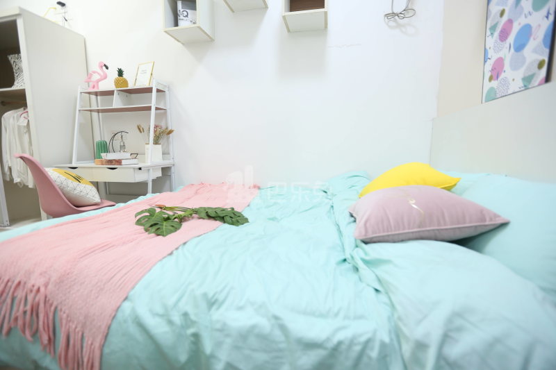 E+青年公寓（张府园店）5381173卧室图4