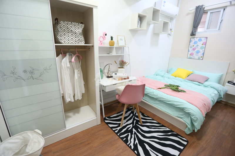 E+青年公寓（张府园店）5381173卧室图2