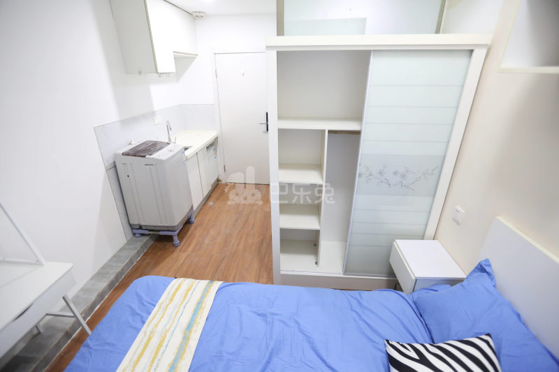 E+青年公寓（张府园店）5381230卧室图8