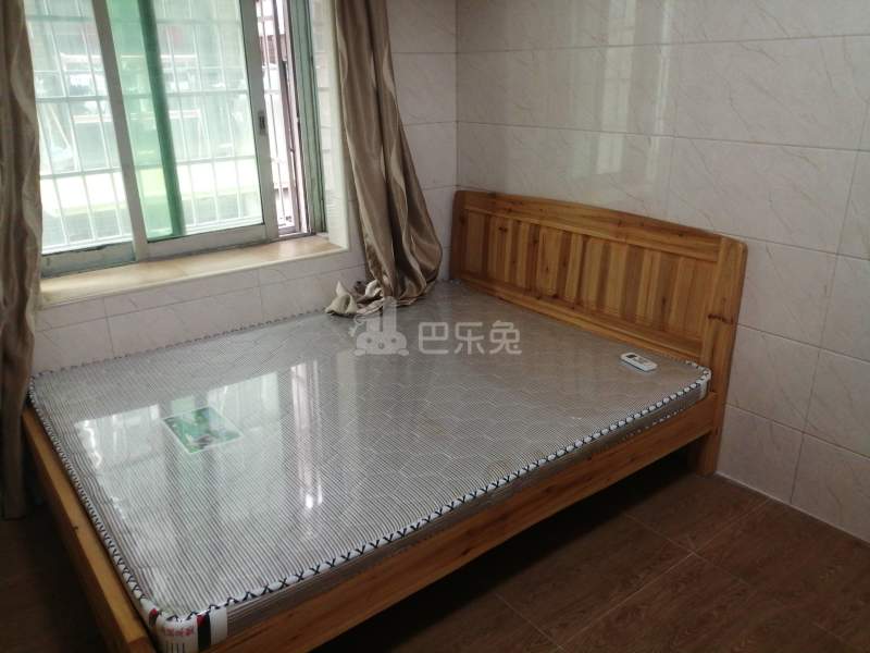 江夏村青龙大街35号5387207卧室图5