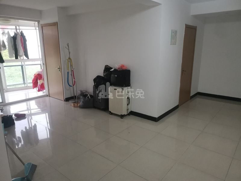 御桥馨华苑（京浦路298弄）5997279客厅图4