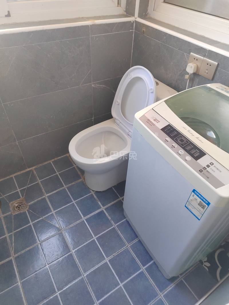 高申北苑5406598卫生间图4