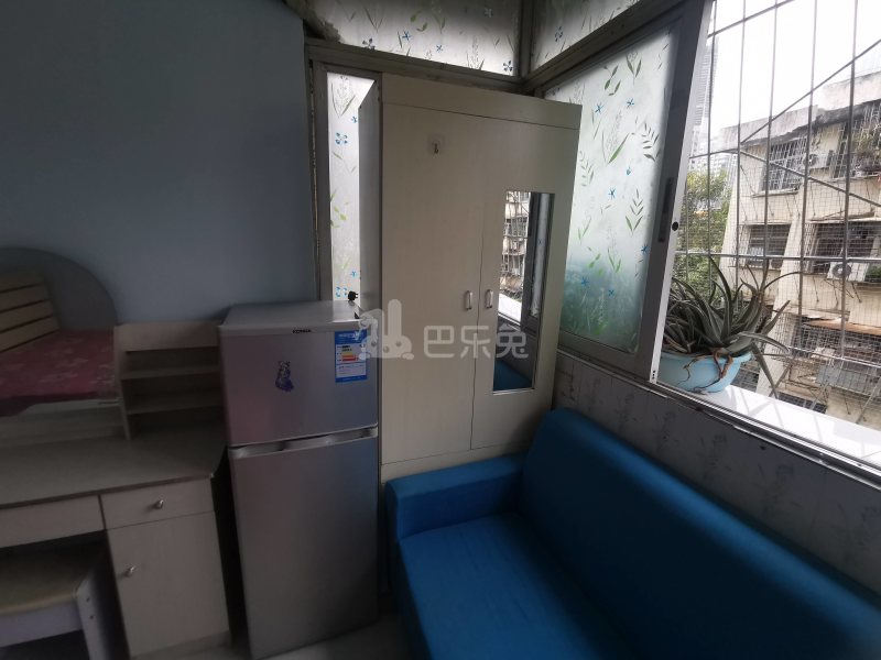 松园南小区1557199卫生间图12