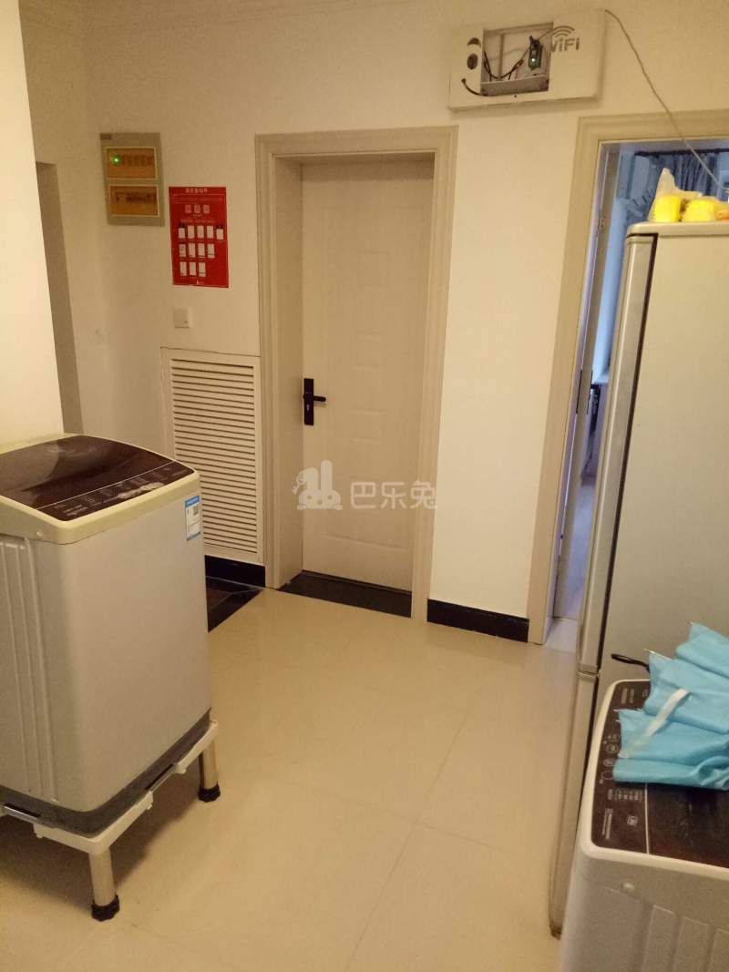 利丰苑3323980客厅图0