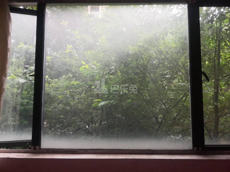 翠屏湾花园城（雍福龙庭）5488125卧室窗户图9