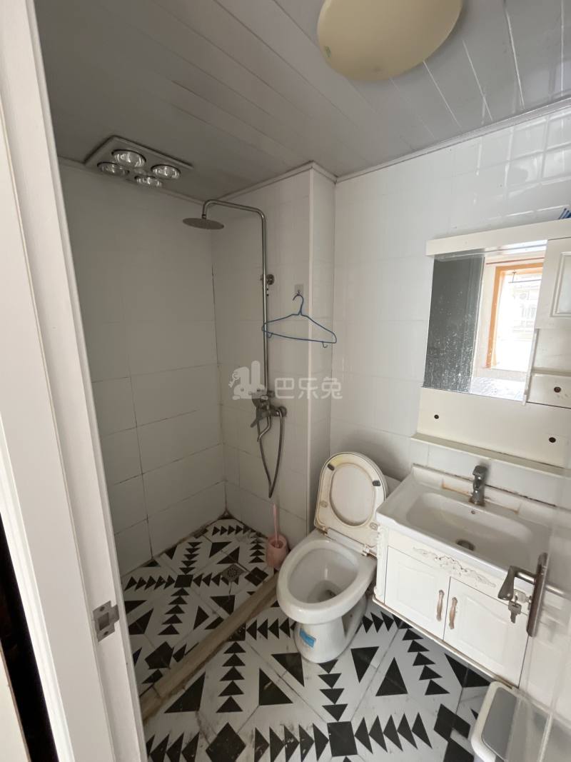 巷佳华苑1期5495388卫生间图4