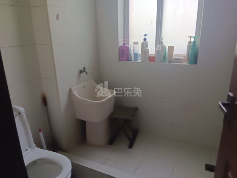 永灵小区（阳城路101弄）5496342卫生间图8