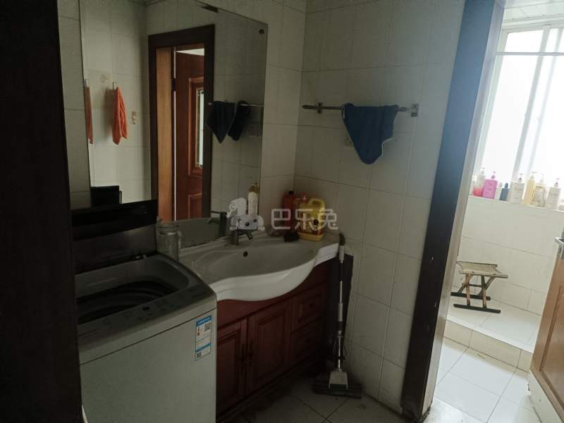 永灵小区（阳城路101弄）5496342卫生间图9