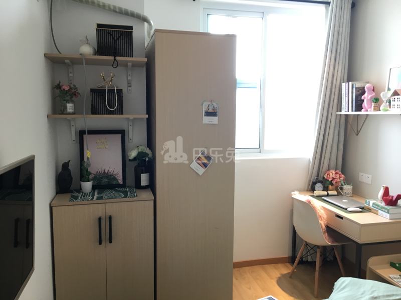 朗诗寓（东麒路店）5496747卧室图2