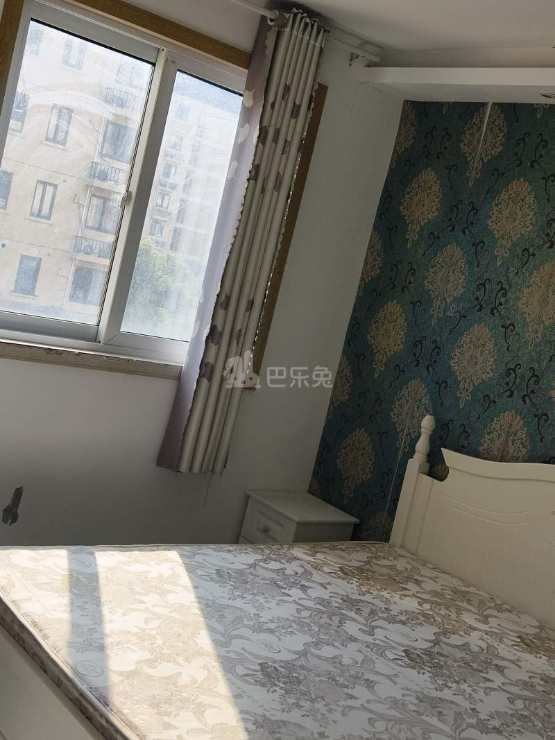 佘北家园士弘苑5516540卧室窗户图9