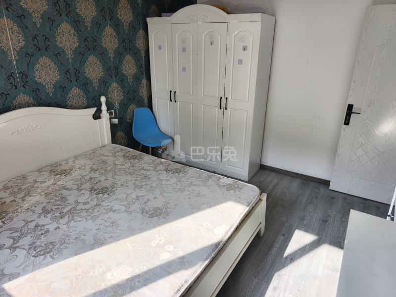 佘北家园士弘苑5516540卧室图1