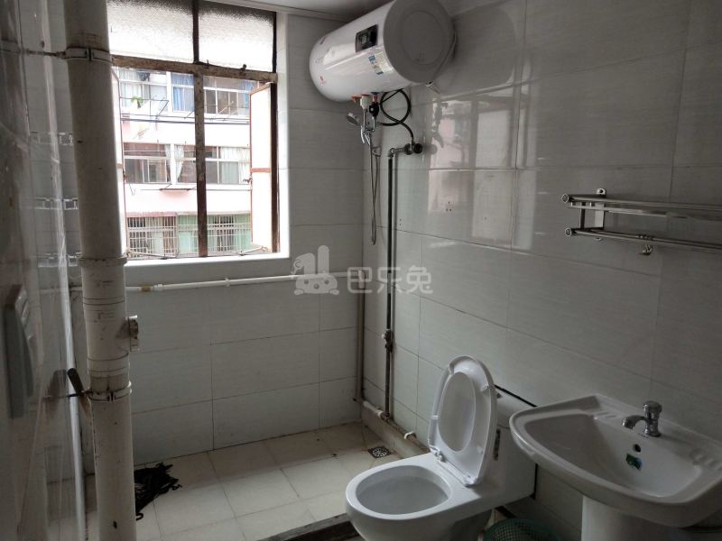 华浜二村5616939卫生间图12