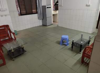 江夏村西街六巷2号 