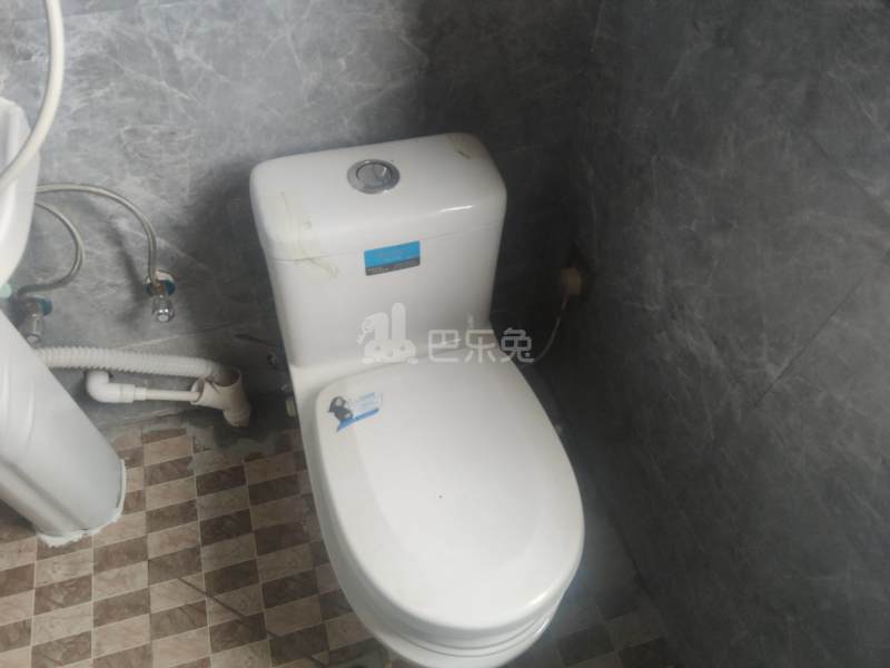 高申北苑5595740卫生间图8