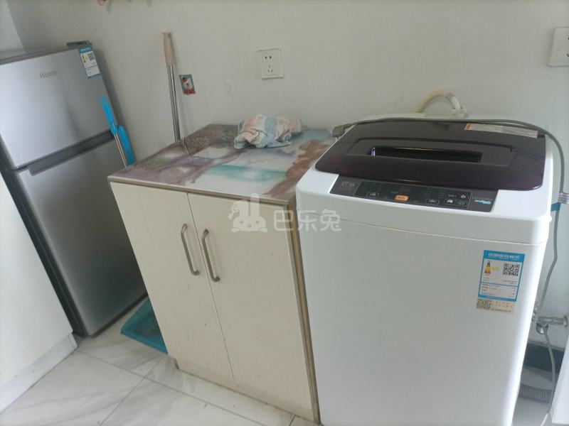 上虹新村1-6街坊559644卧室图3