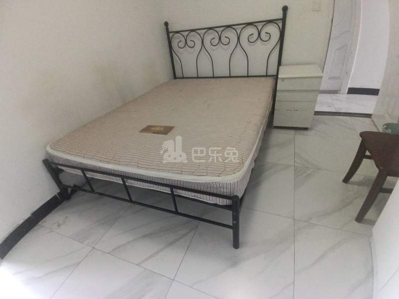 上虹新村1-6街坊559644卧室图0