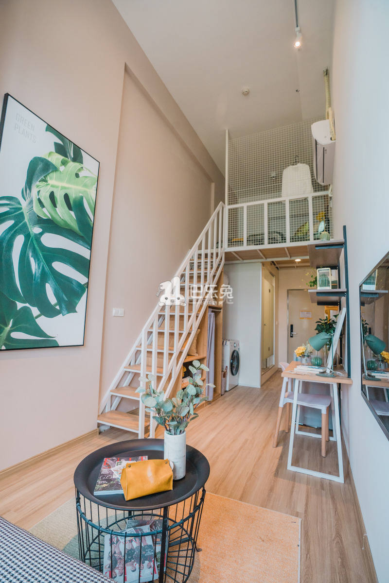 龙湖冠寓南京新壹城店5600324客厅图8