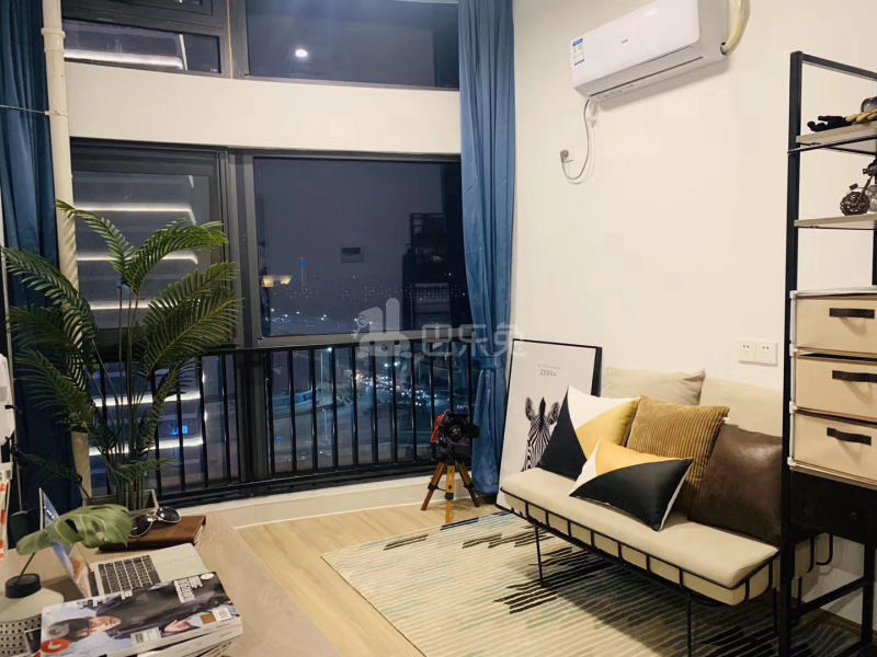 龙湖冠寓南京新壹城店5600327卧室图0