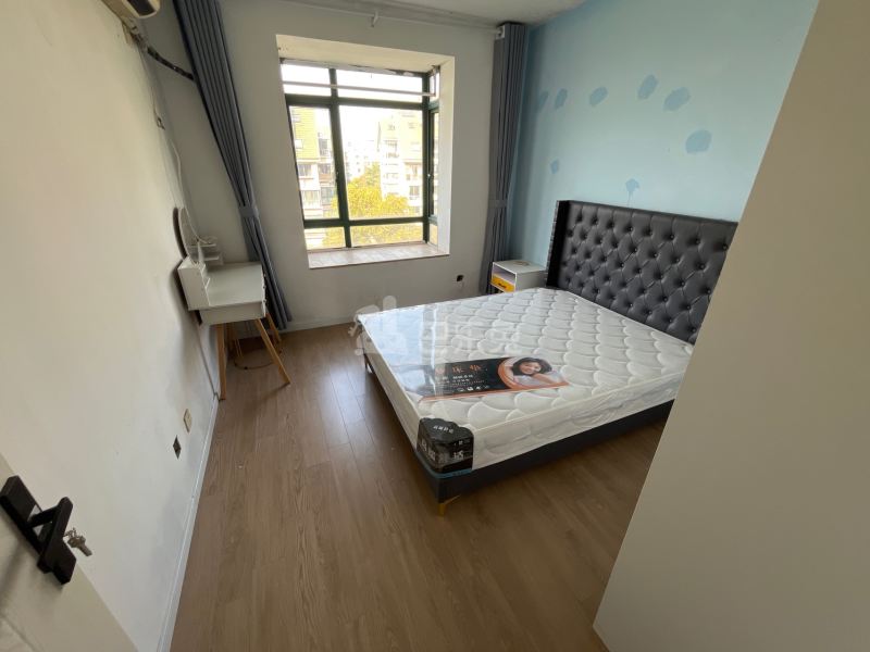 金鑫花园5628020卧室图3