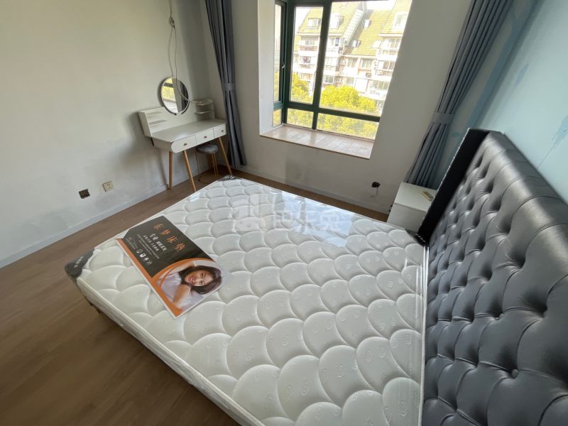 金鑫花园5628020卧室图2