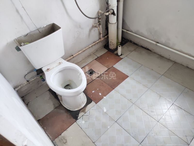 绿久苑15234743卫生间图9