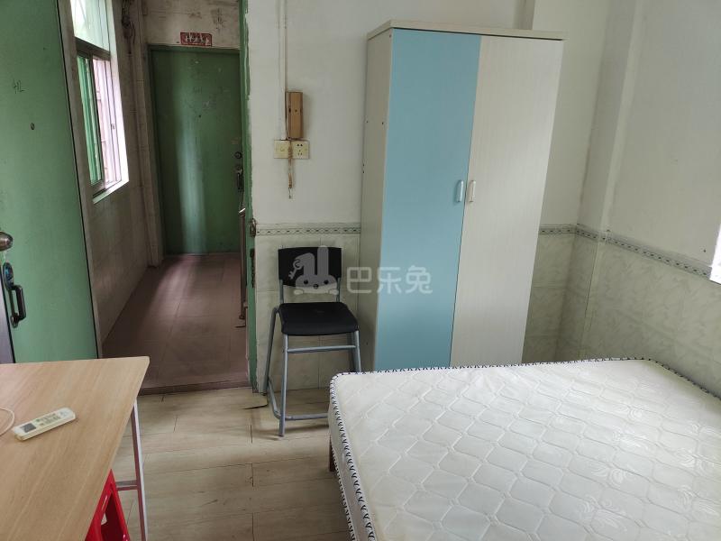 南山村5640825卧室图2