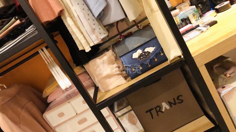 龙湖冠寓南京东大九龙湖校区店5653193卧室图2