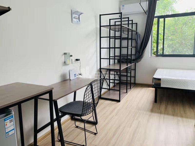 龙湖冠寓南京东大九龙湖校区店5653194卧室图2