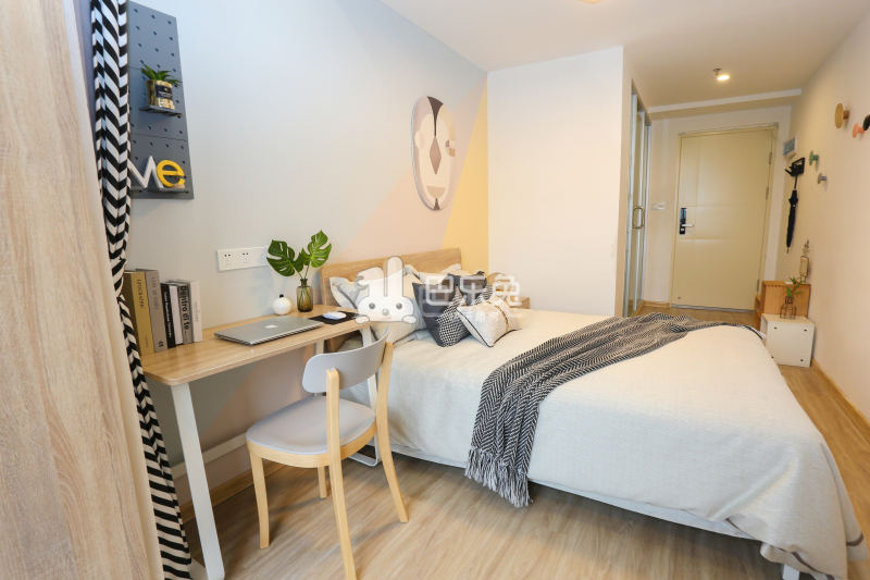 龙湖冠寓深圳吉祥地铁站店5673615卧室图3