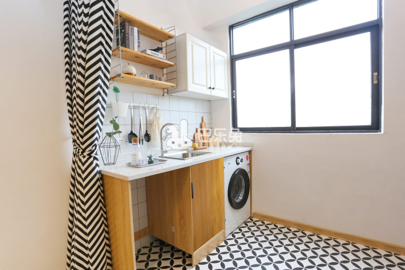 龙湖冠寓深圳吉祥地铁站店5673615周边环境图9