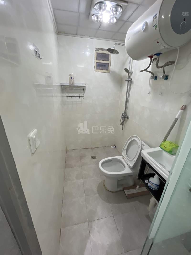 巷佳华苑1期5692866卫生间图7