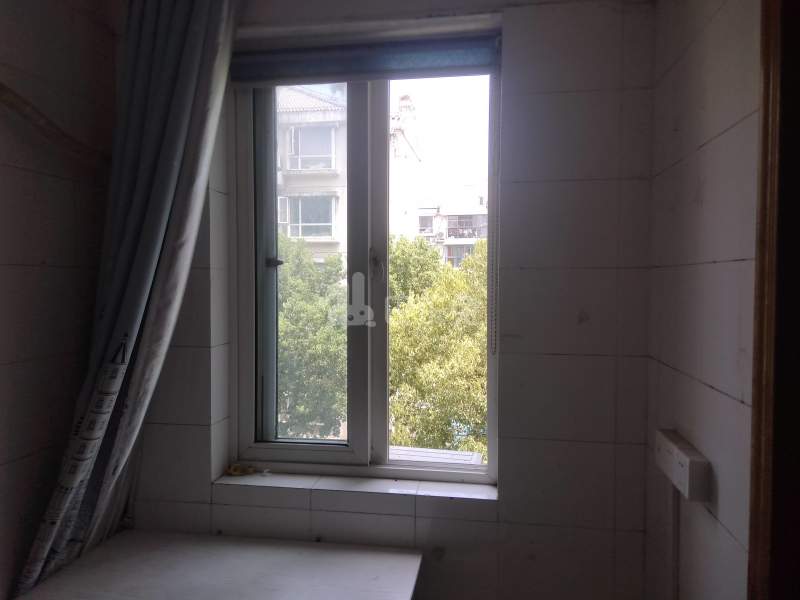 河畔家苑5698162卧室窗户图9