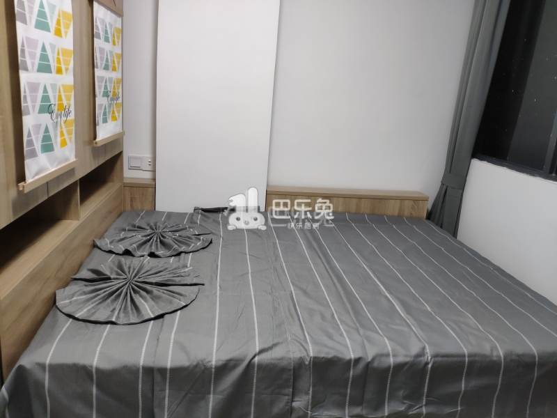 龙湖冠寓深圳固戍二店5752742卧室图3