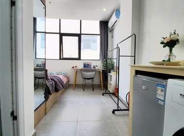 龙湖冠寓深圳固戍二店 1室0厅1卫