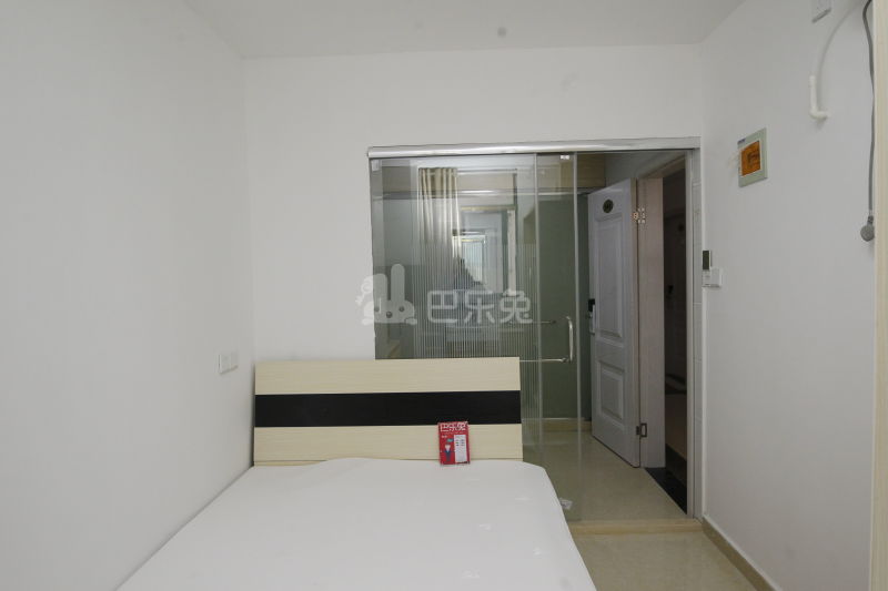 百合公寓（方塔北路店）577630卧室图4