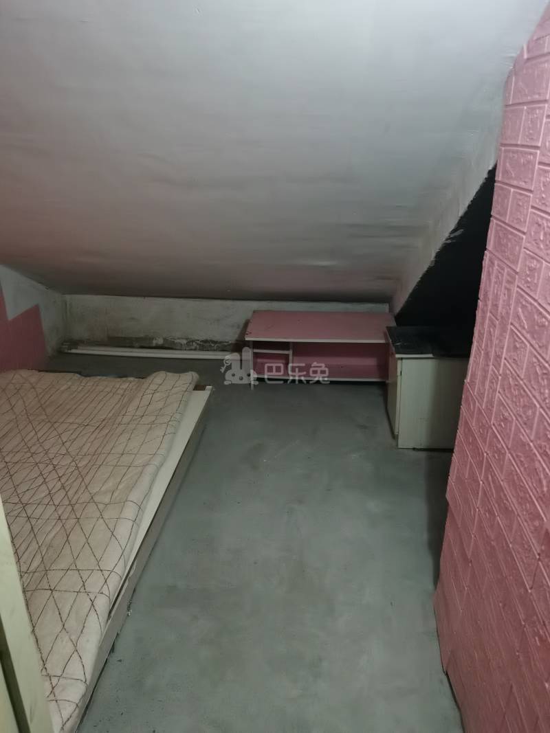 鹤鸣新苑一村5820477卧室图1